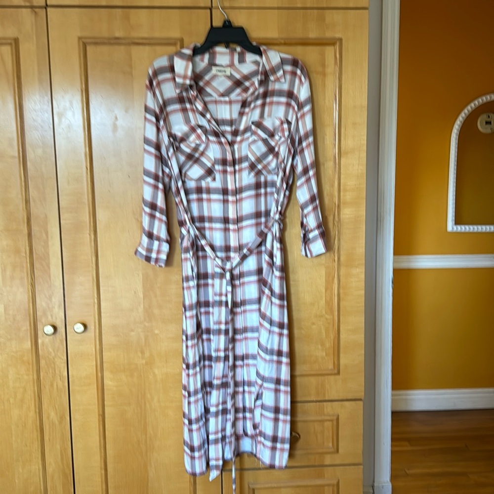 NWOT L’AGENCE 8petite 100% viscose belted long dress with pockets🍀🍀